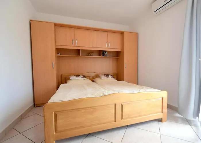 Apartments Josipa