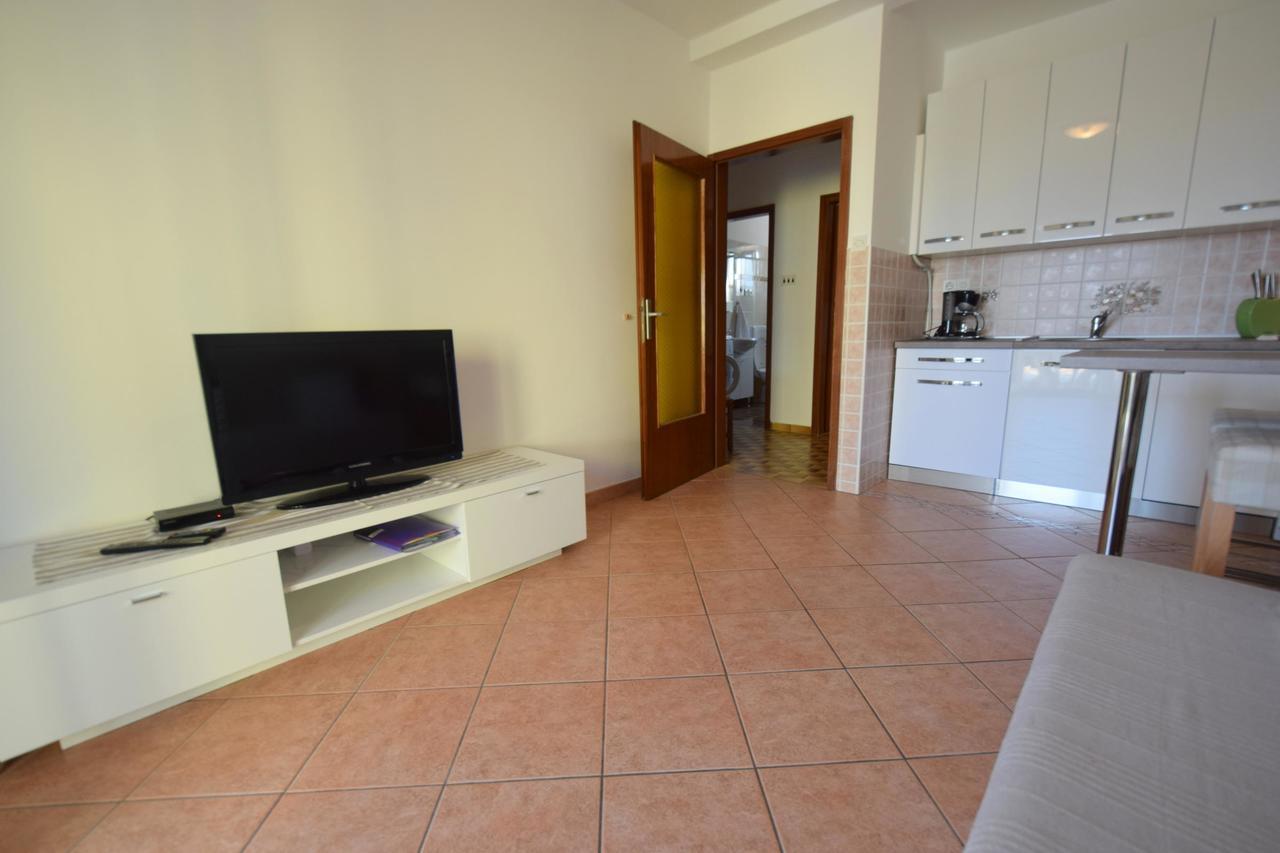 Josipa Apartment *